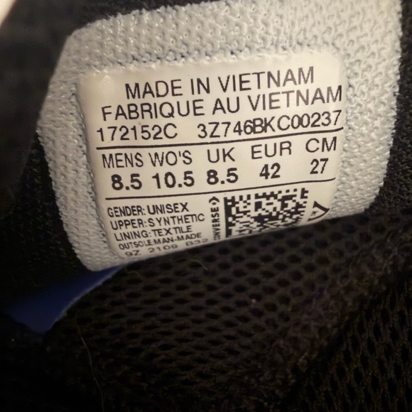 Black and Blue High-Top Sneakers - Picture 10 of 11